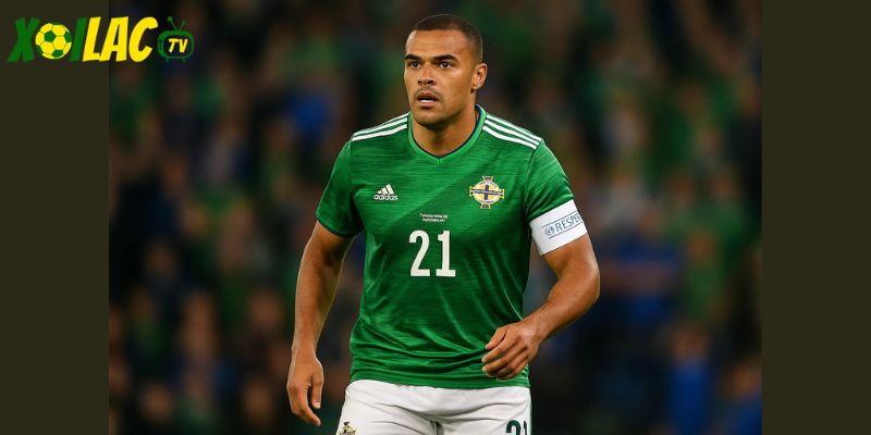 Magennis là mũi nhọn trong trận Đức vs Bắc Ireland.